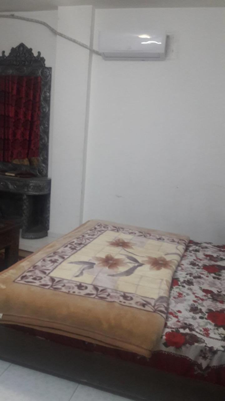 Al Seoudi Furnished Units Apartment Az Zarqa Exterior photo