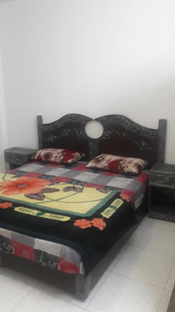Al Seoudi Furnished Units Apartment Az Zarqa Exterior photo