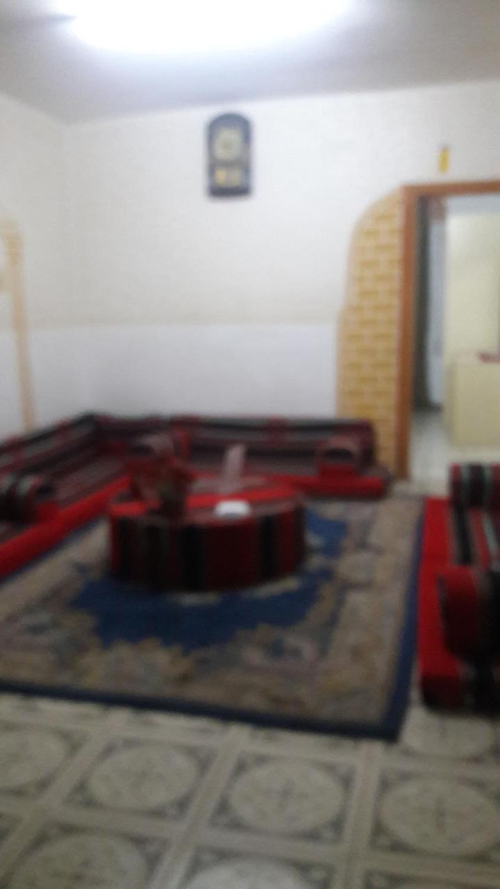 Al Seoudi Furnished Units Apartment Az Zarqa Exterior photo