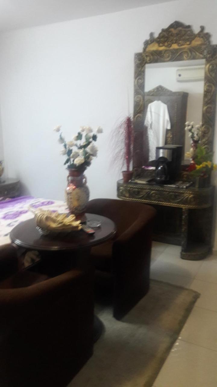 Al Seoudi Furnished Units Apartment Az Zarqa Exterior photo